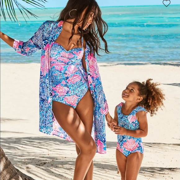 Lilly Pulitzer Other - Lilly Pulitzer Natalie shirt dress cover up sz L